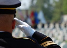 Nontheists Applaud 150 U.S. Reps for Votes on Nontheistic Military Chaplains