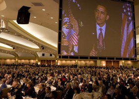 Why Presidents Should Boycott Prayer Breakfasts