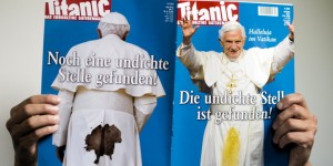 pope_titanic_1007